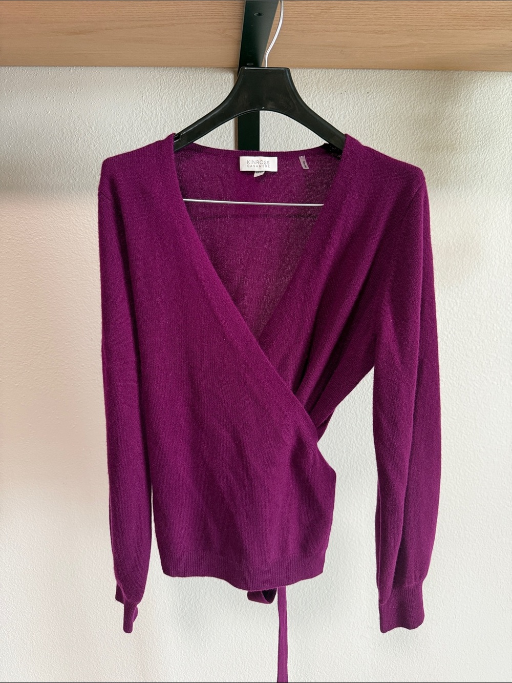 Kinross 100% Cashmere Wrap Sweater magenta